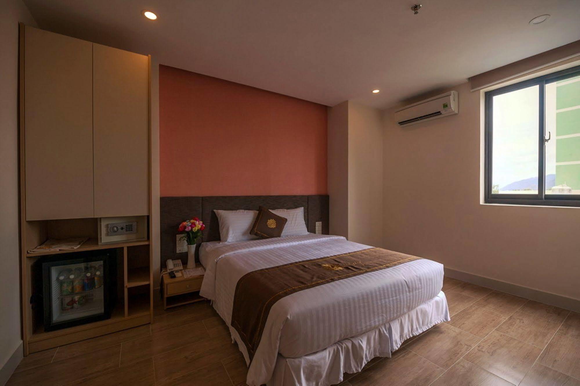 Daisy Hotel Нячанг Экстерьер фото